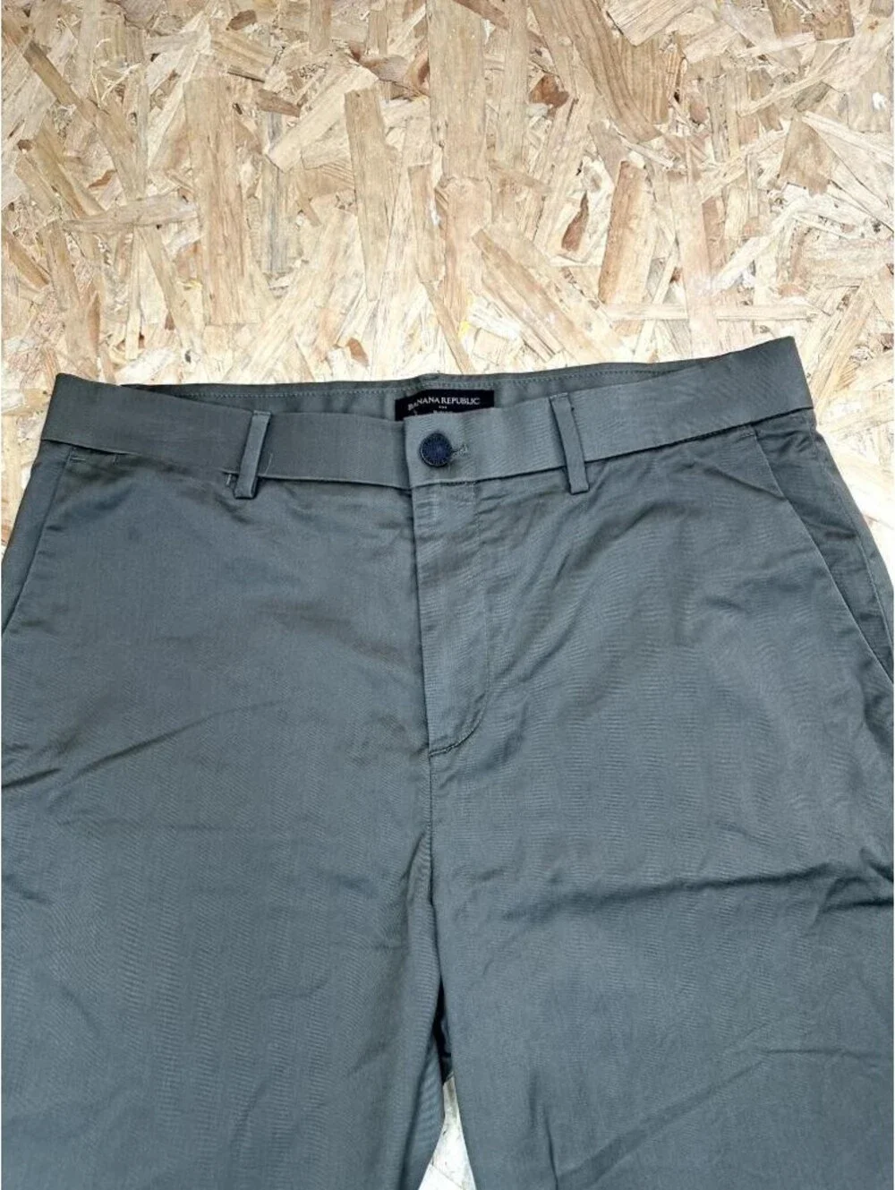 Banana Republic Slim Fit Chino Pants Mens 34x30 Olive Green Cotton Stretch
